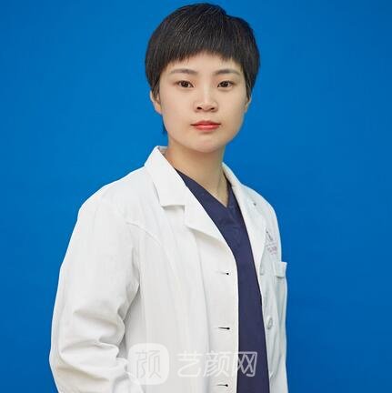 黄小珠