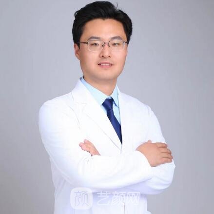 张耐洋