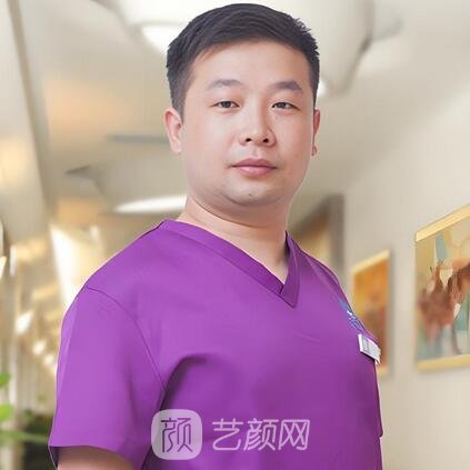 熊飞