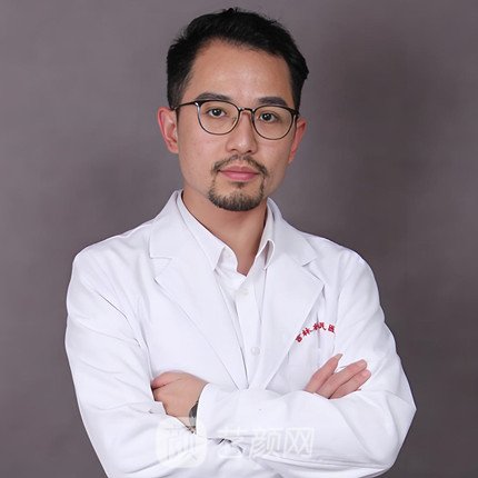 纪东辰