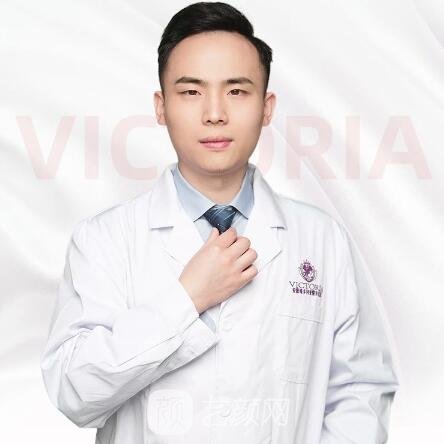 杨春