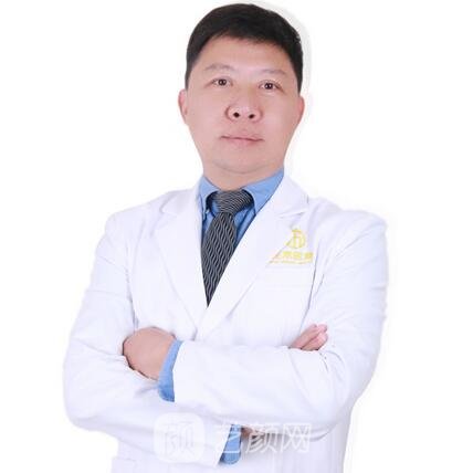 汤跃明