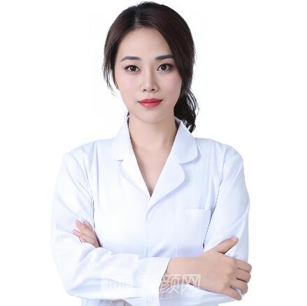 李东贞