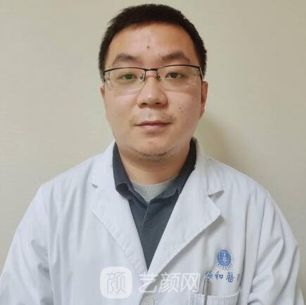 吴凡