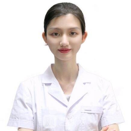 郑怡静