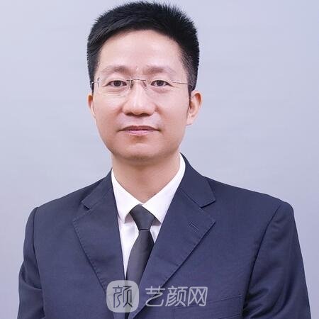 易成刚