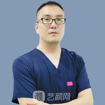 李万立