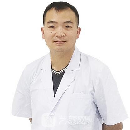 李彬