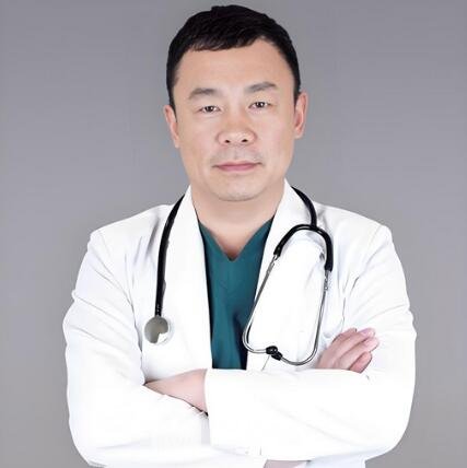 王雷