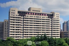 上海假体隆胸多少钱？上