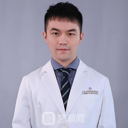 高博闻