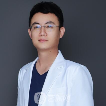 李宾