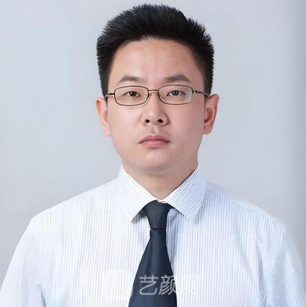刘健