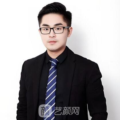 杨欣融