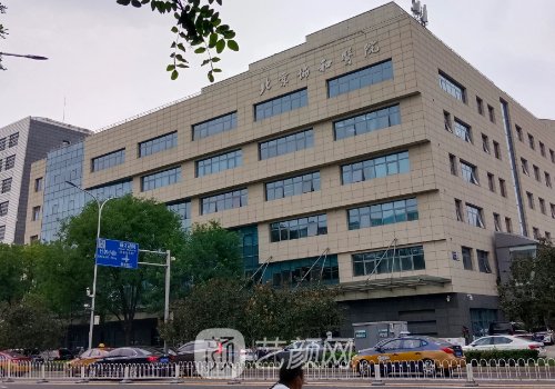 黄久佐双眼皮失败修复案