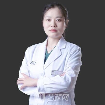 李晶