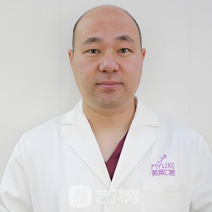 李斌