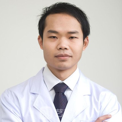 李雄