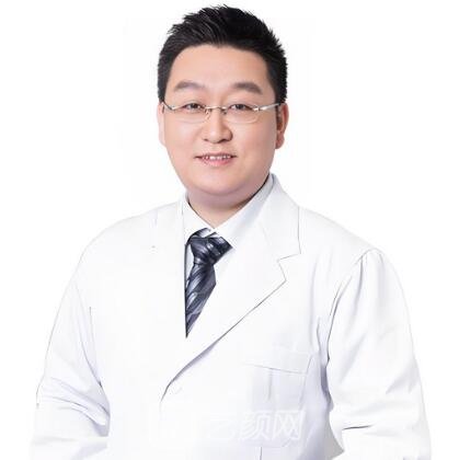 李钢
