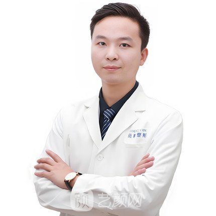 贾亮亮