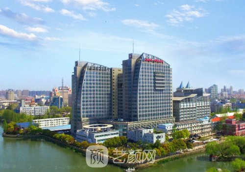 南通大学附属医院双眼皮