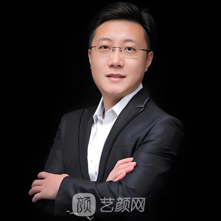 王卓