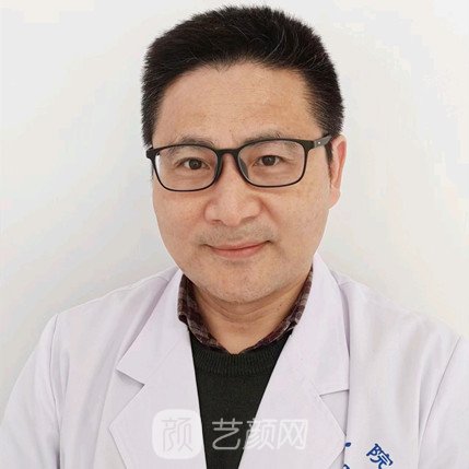 梁军