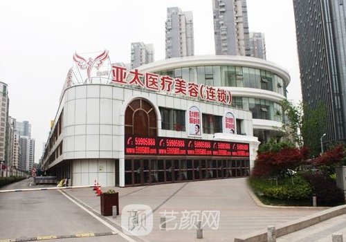 程晓林医生做胸技术怎么