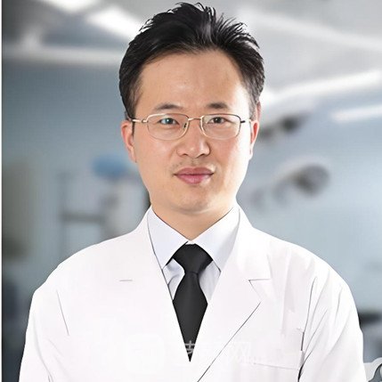 李阳