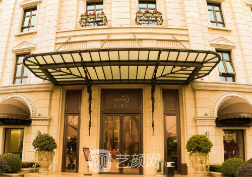 齐丙迪做眼睛怎么样?米兰