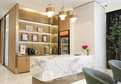 陈桂飞医生隆胸是真的吗