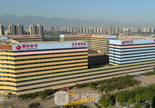 崔鑫腹壁整形报过黑料吗