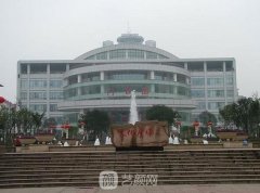 重庆假体隆鼻医院哪家好？西南医院、重医大二附院、当代整形…