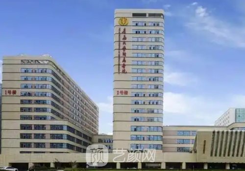 青医里的整形科是青医里