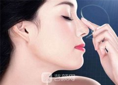 郑州肋骨隆鼻多少钱？低