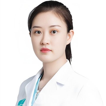 卿霞凤