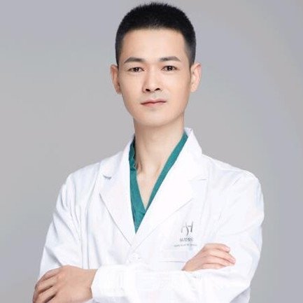 李毅芳
