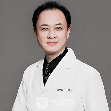 李坚