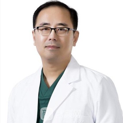 吴德华