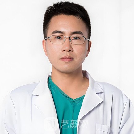 李辉