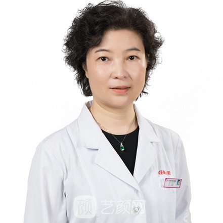 李彤彤