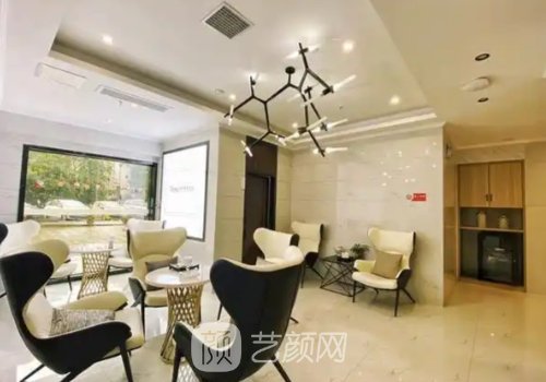公主岭郭郭做双眼皮咋样