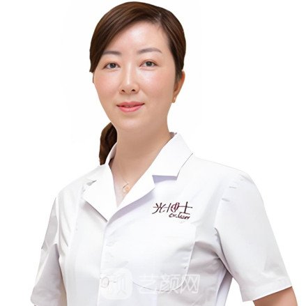 李彬