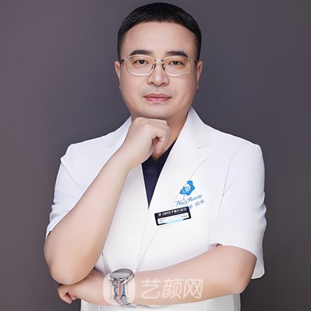彭栋梁