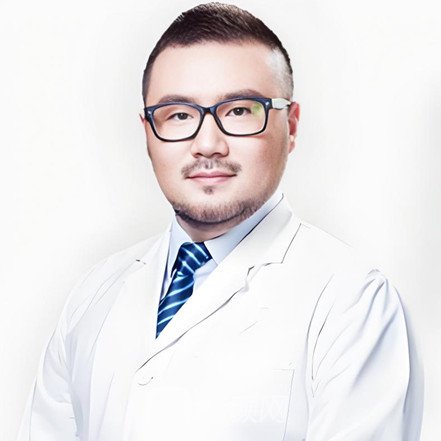 ​闫伦