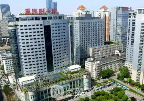 重庆哪里可以做拇外翻手