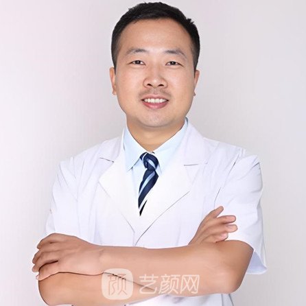 吴洪伟