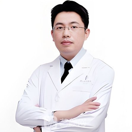罗杰东