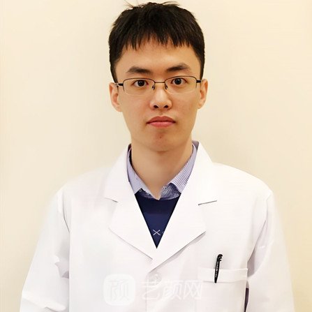 翁俊强