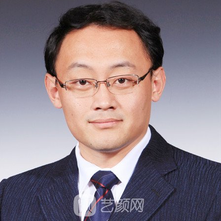 李阳